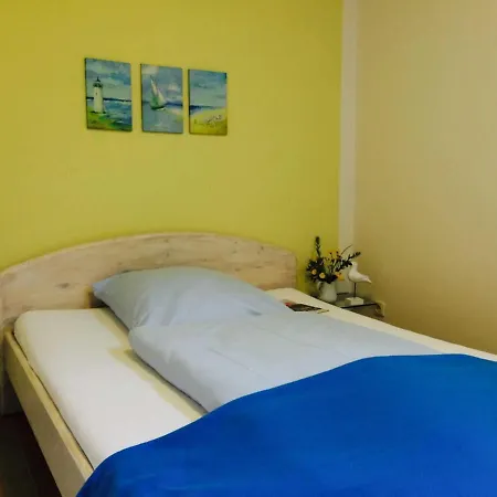 Apartmán Ferienhaus Adfontes _ App West Wenningstedt-Braderup